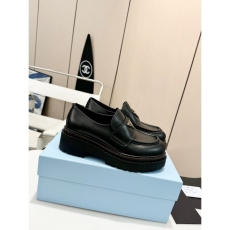 Prada Low Shoes